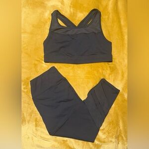 Torrid Gray Sports Bra and Leggings Set *Slightly Worn*